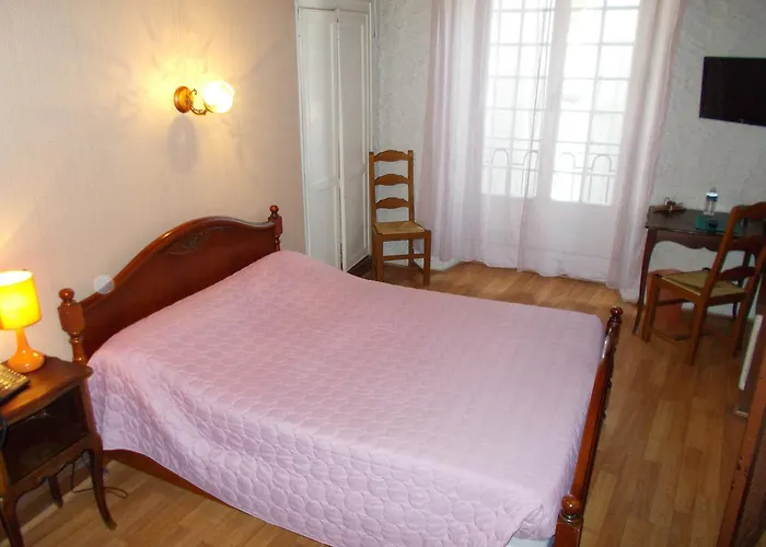 Logis Hotel Restaurant La Chaumiere