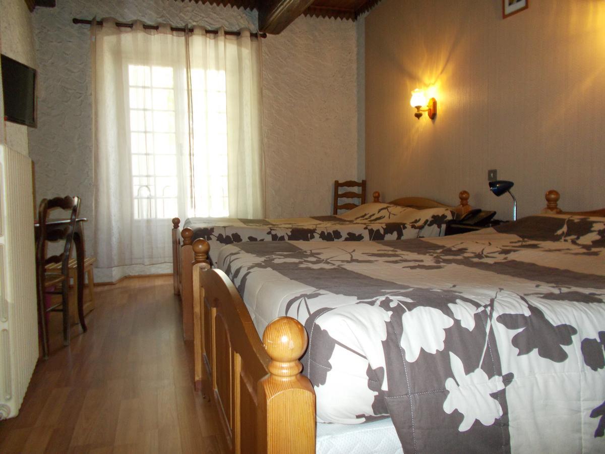 Logis Restaurant La Chaumiere Tournon-sur-Rhone